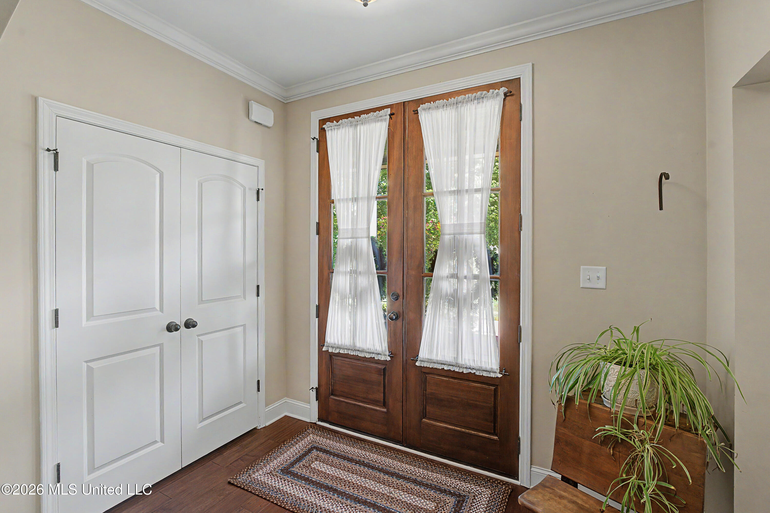 927 Shadow View Drive Property Photo 11