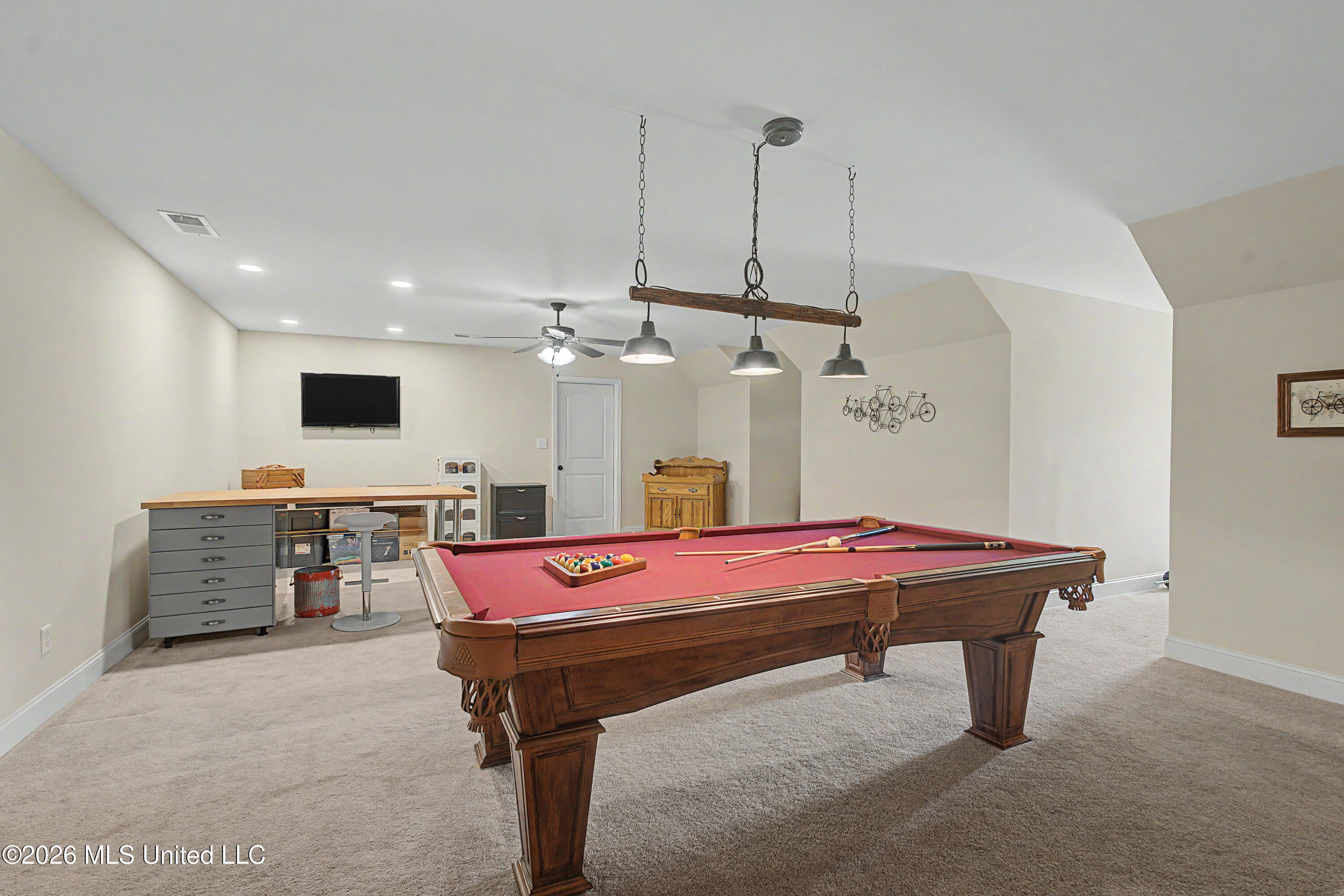 927 Shadow View Drive Property Photo 29