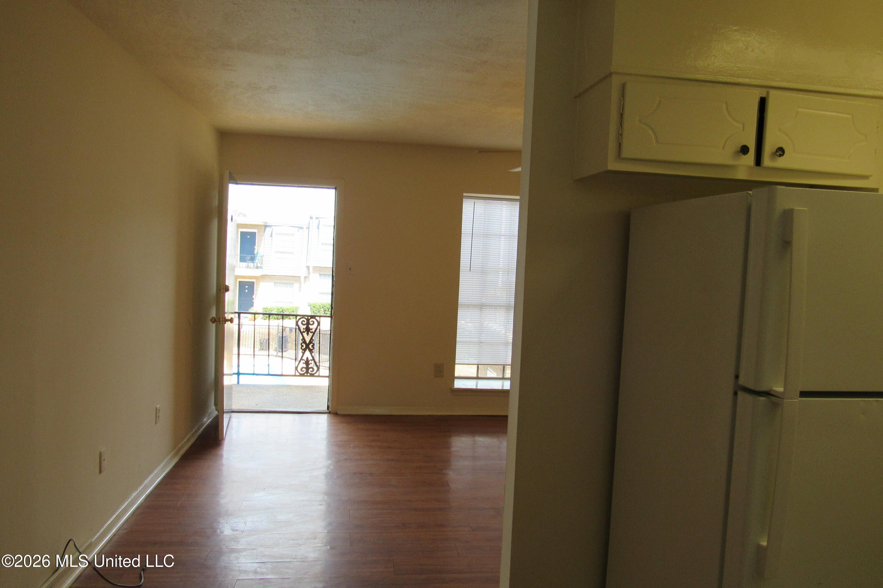 949 Morningside Street Property Photo 11