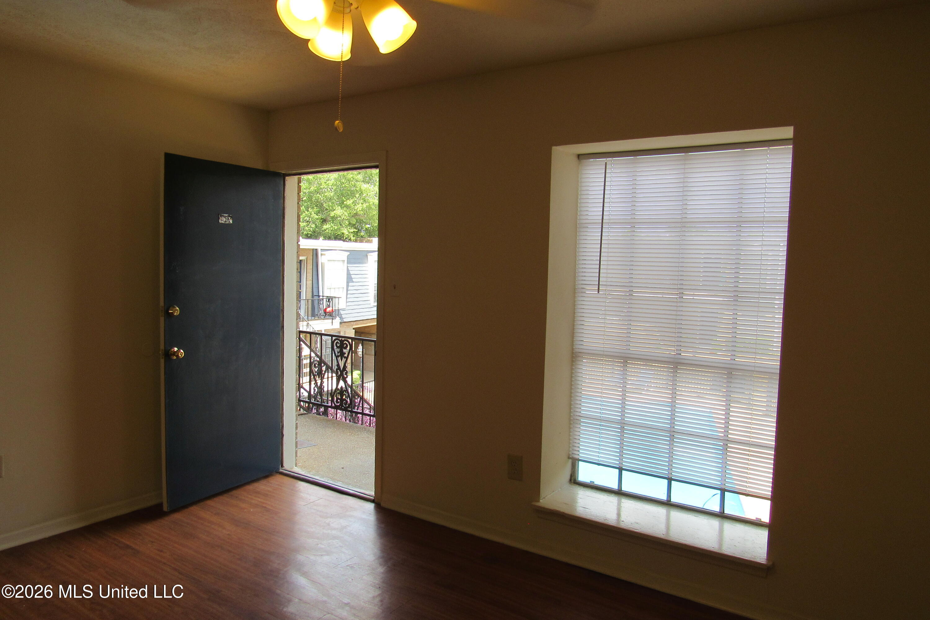 949 Morningside Street Property Photo 12