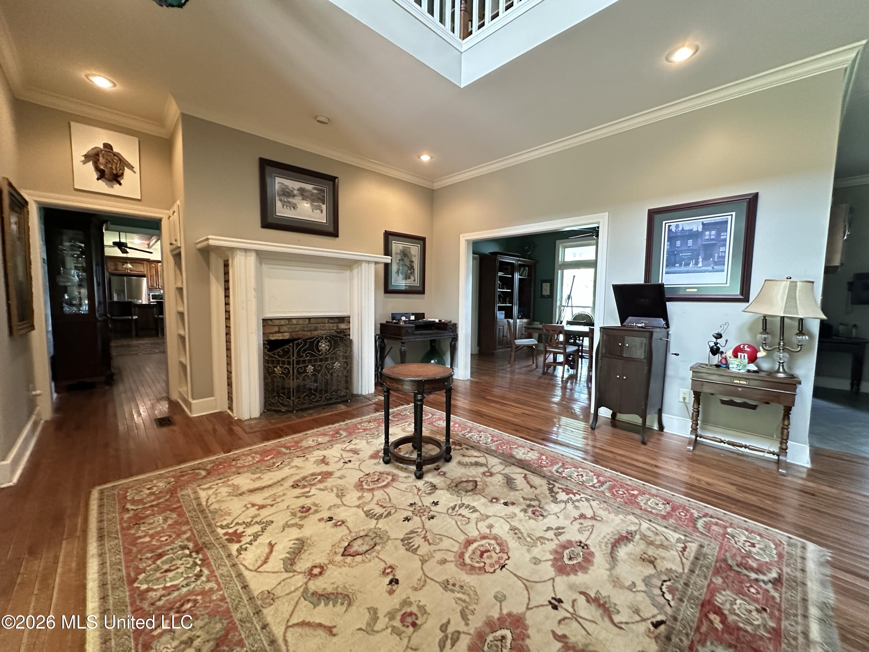 3117 Beach Boulevard Property Photo 7