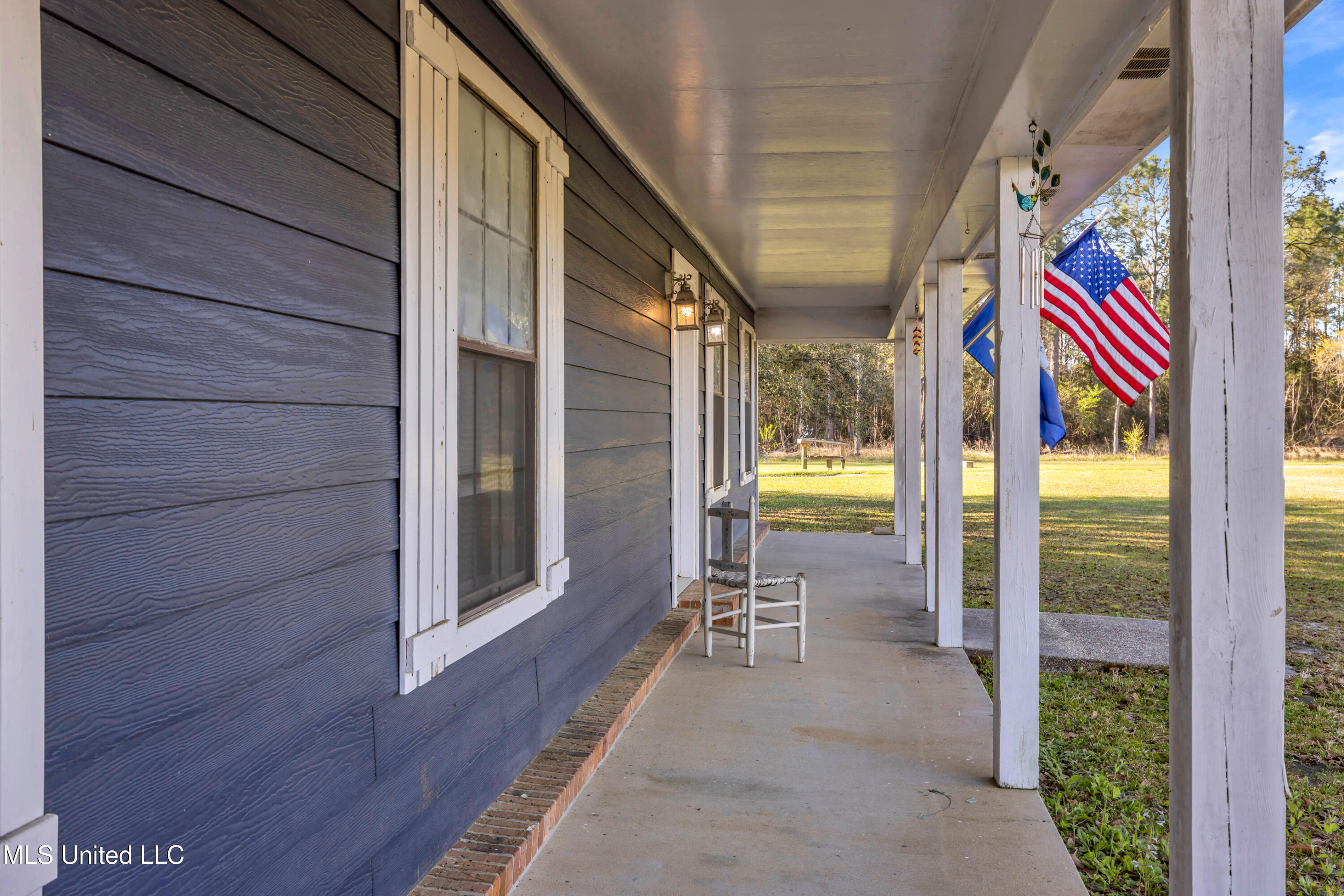 11340 County Farm Road Property Photo 4
