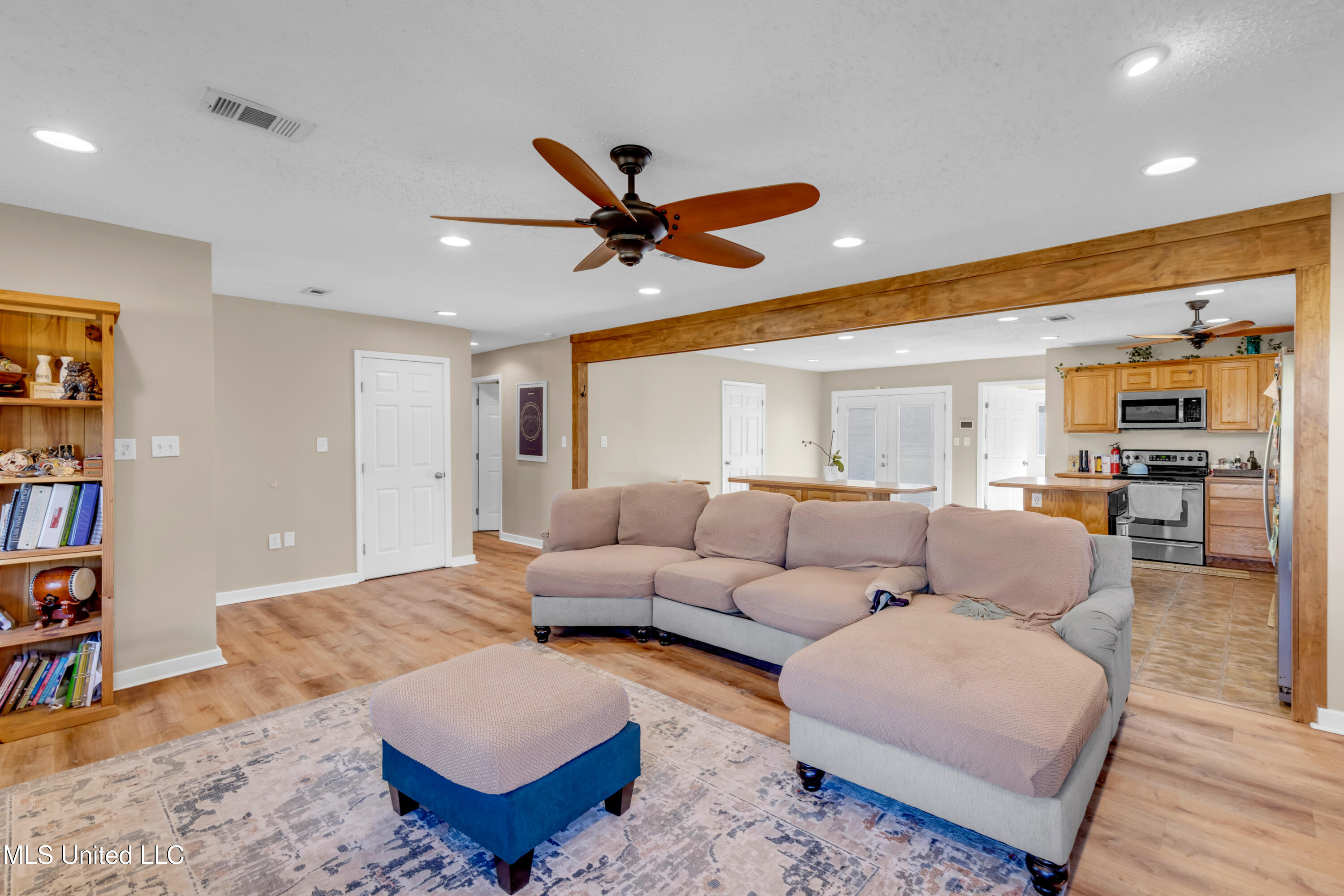 11340 County Farm Road Property Photo 8