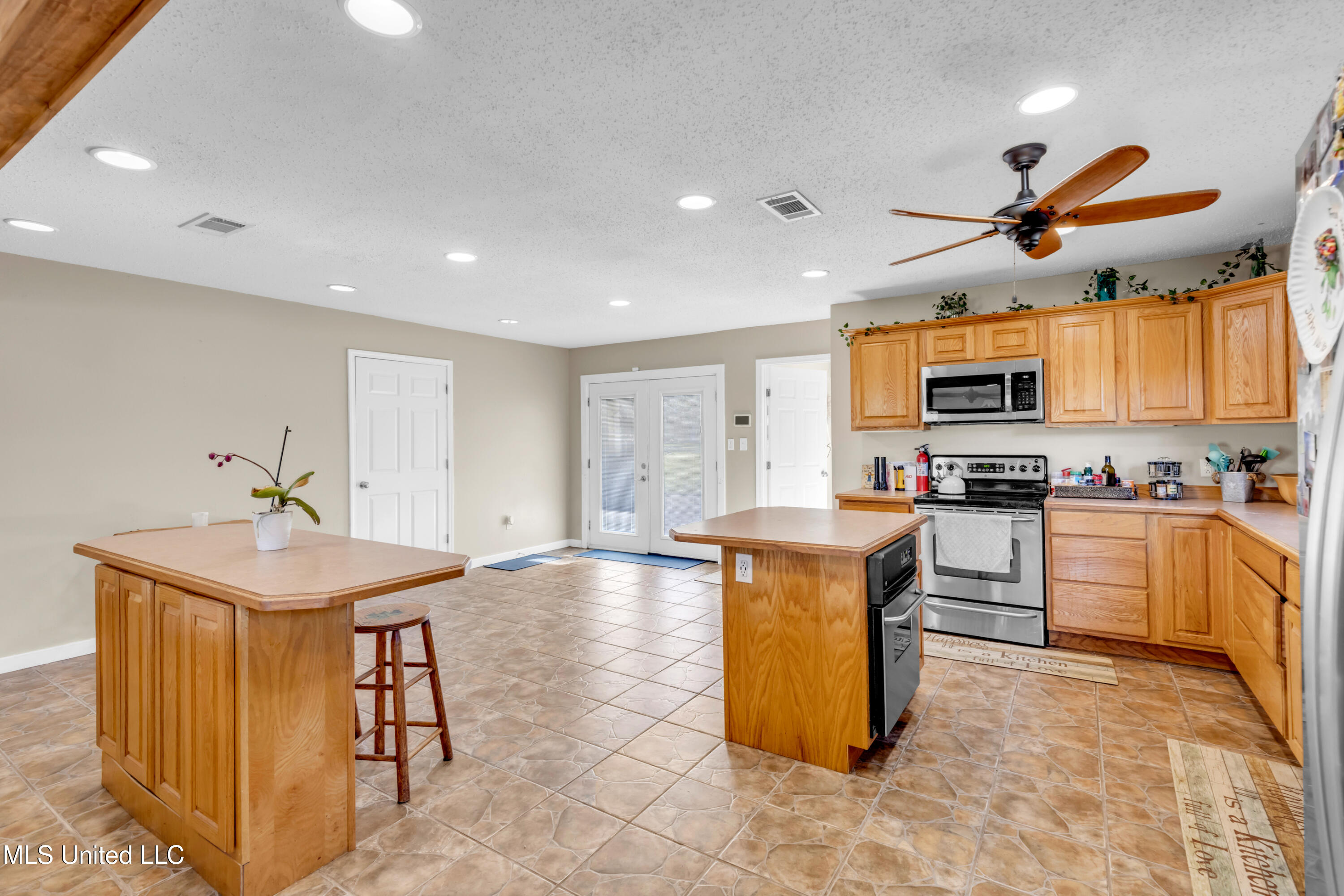 11340 County Farm Road Property Photo 10