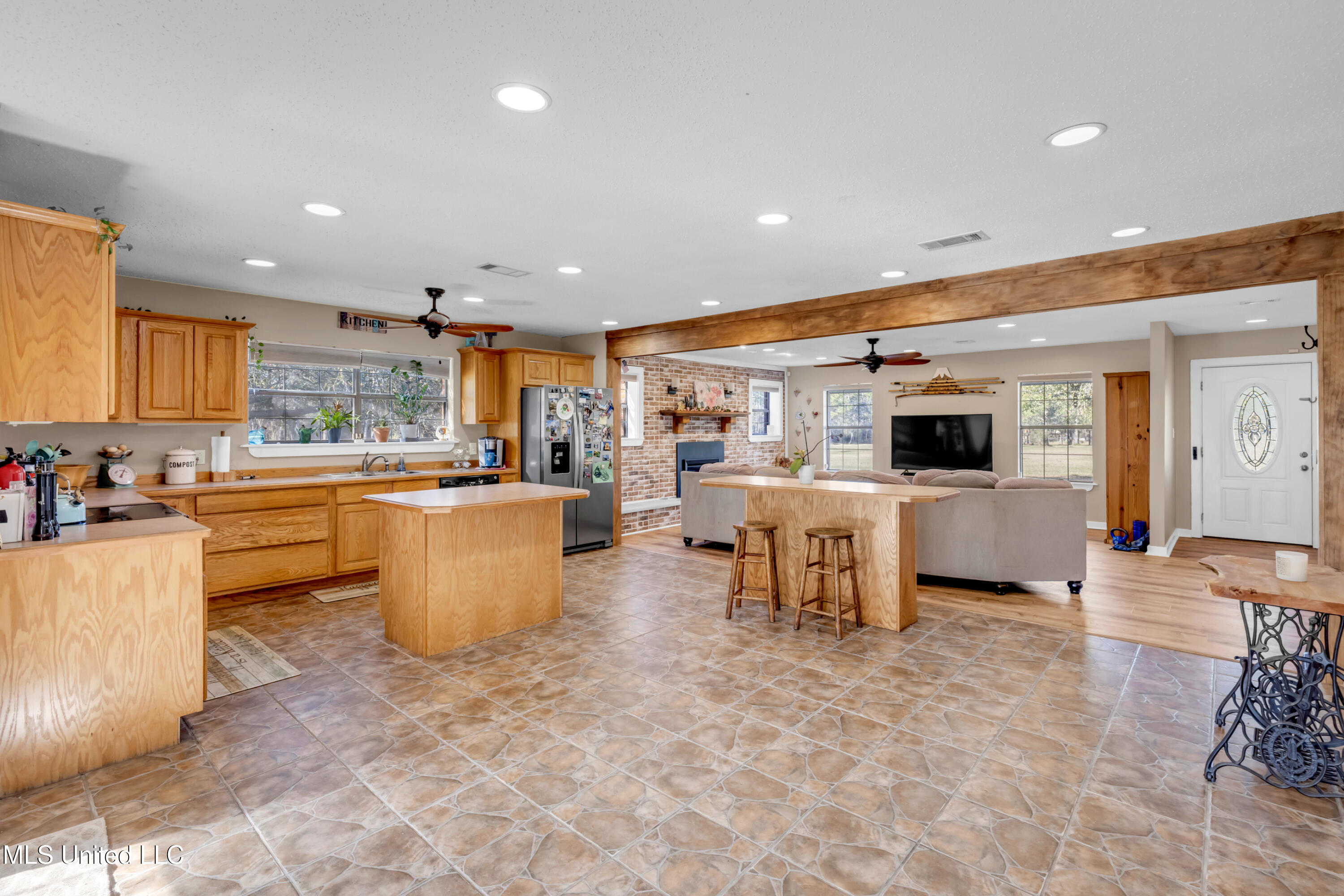 11340 County Farm Road Property Photo 12