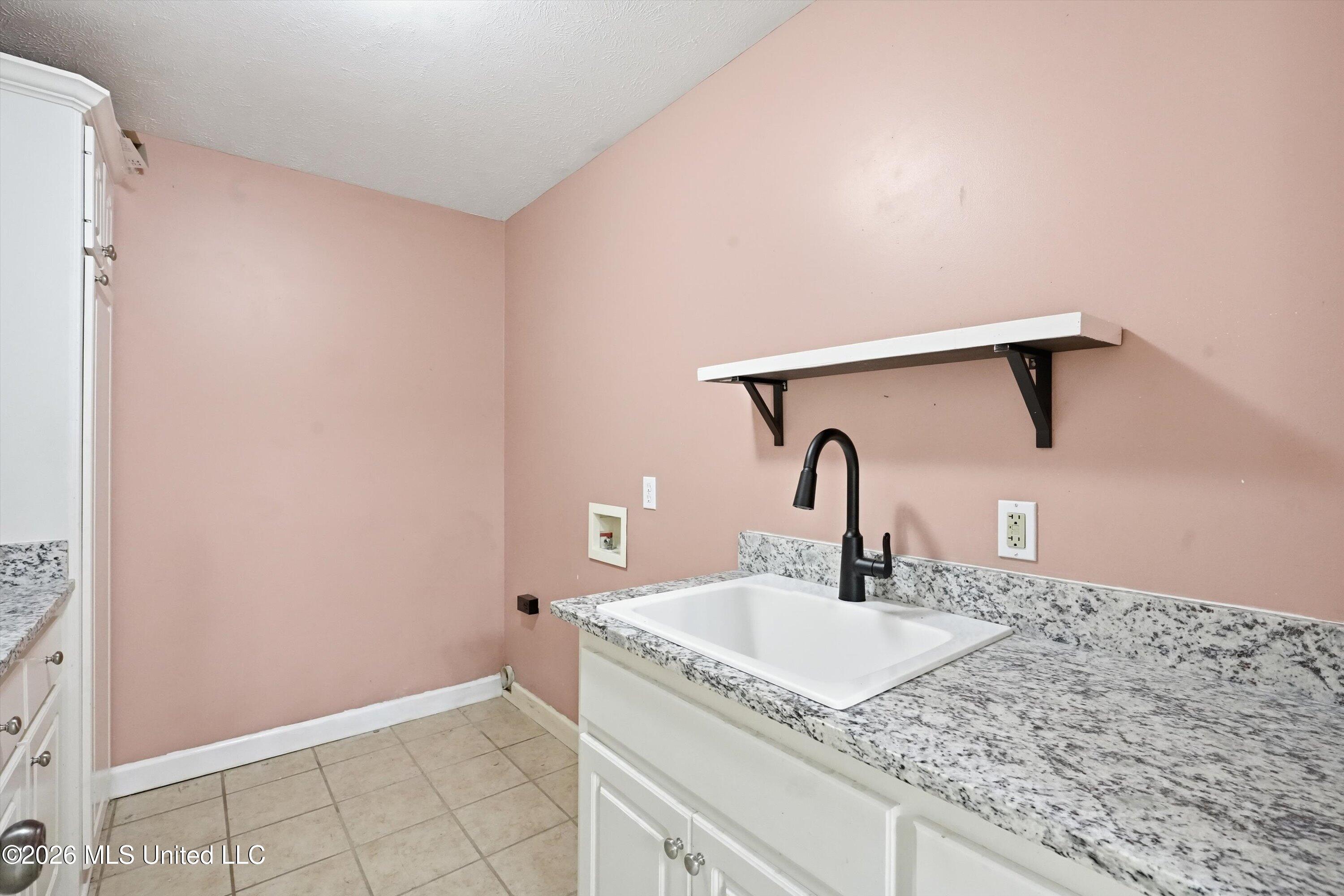 249 Cherry Bark Drive Property Photo 13