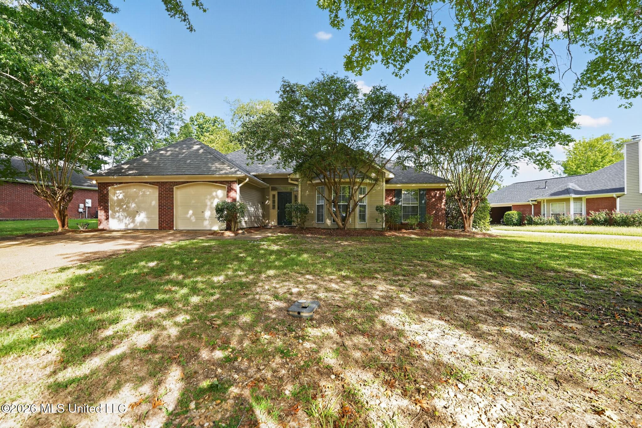 550 Spring Hill Drive Property Photo 1