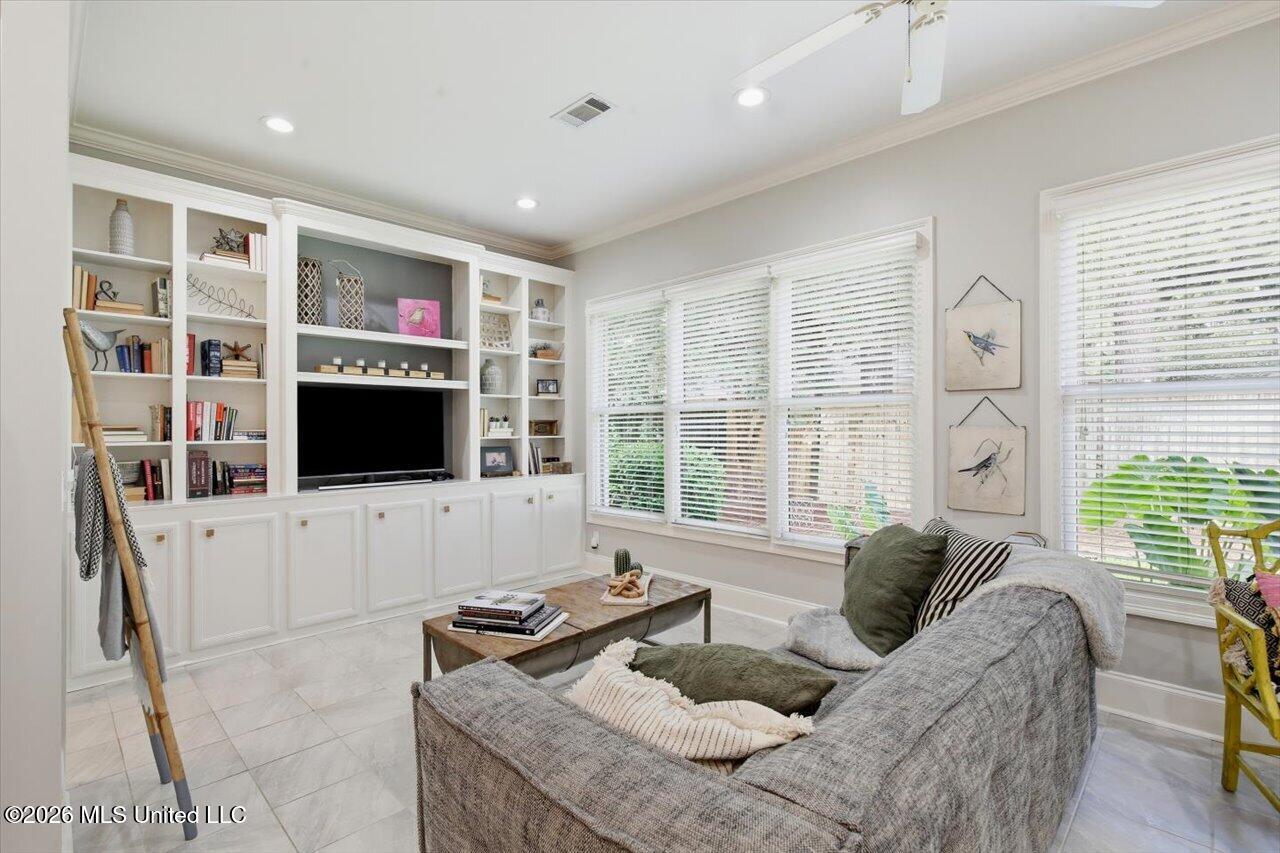 520 Heatherstone Court Property Photo 26