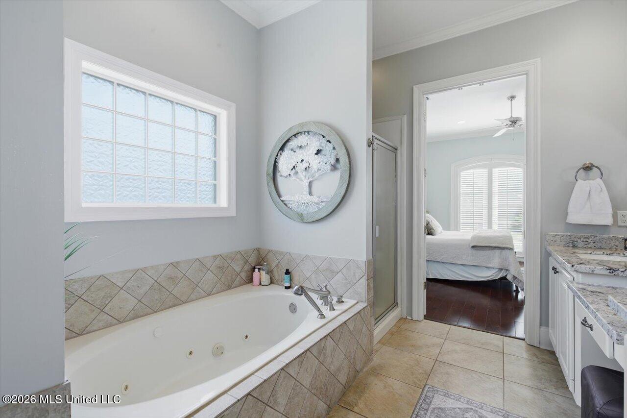 520 Heatherstone Court Property Photo 34