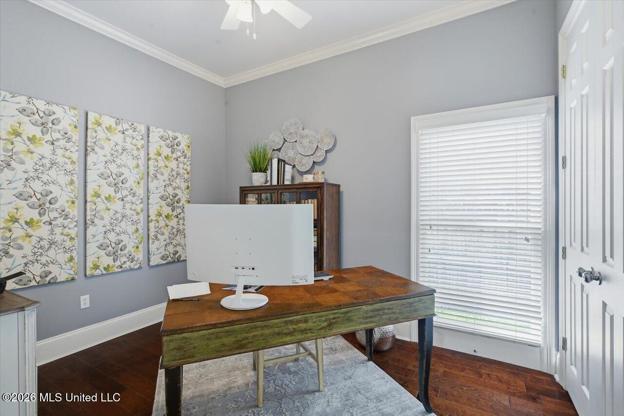 520 Heatherstone Court Property Photo 41