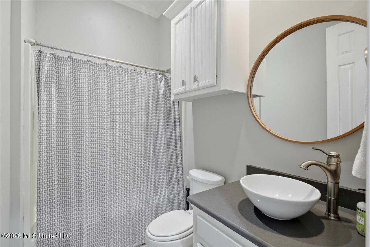 520 Heatherstone Court Property Photo 43