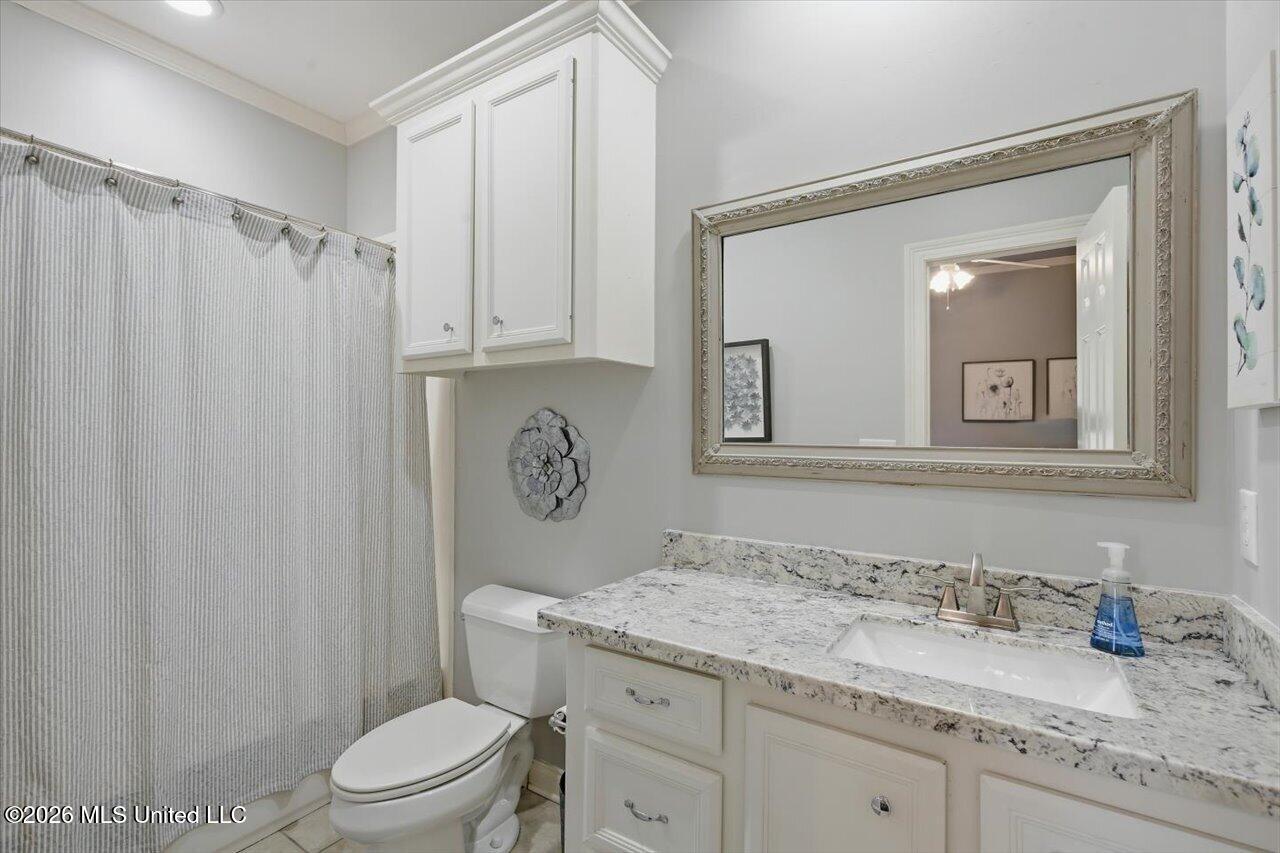 520 Heatherstone Court Property Photo 49