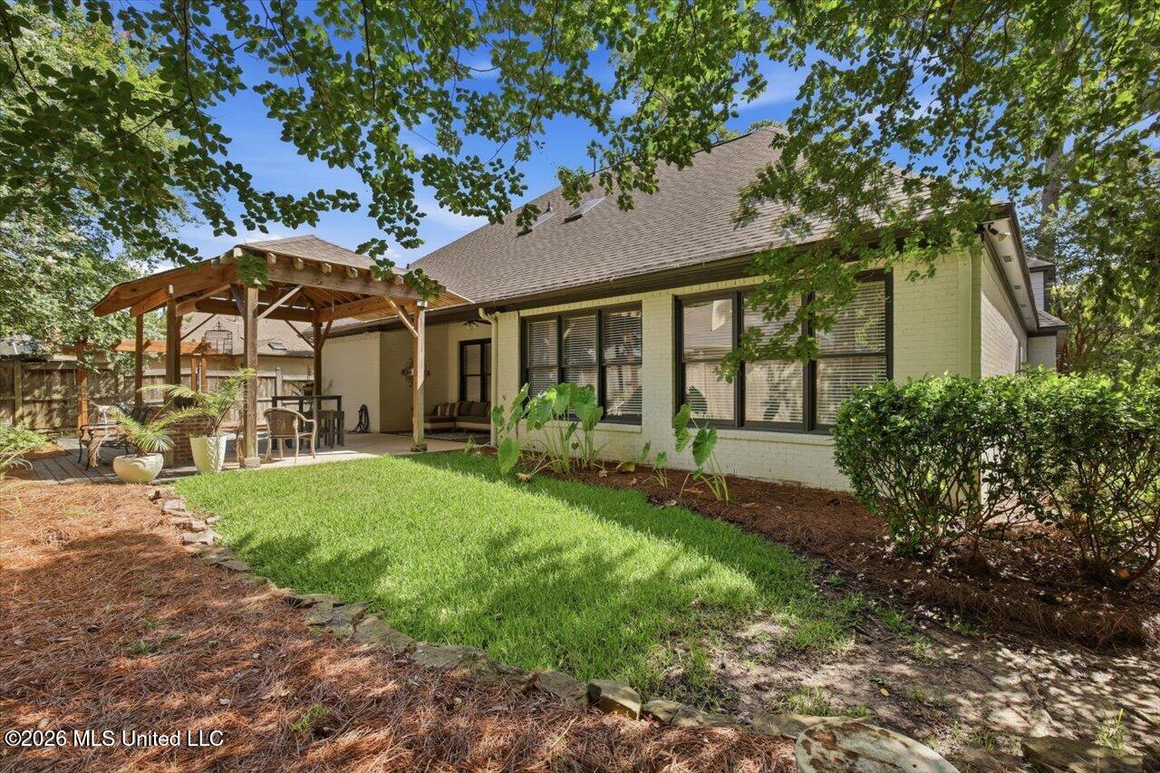 520 Heatherstone Court Property Photo 59