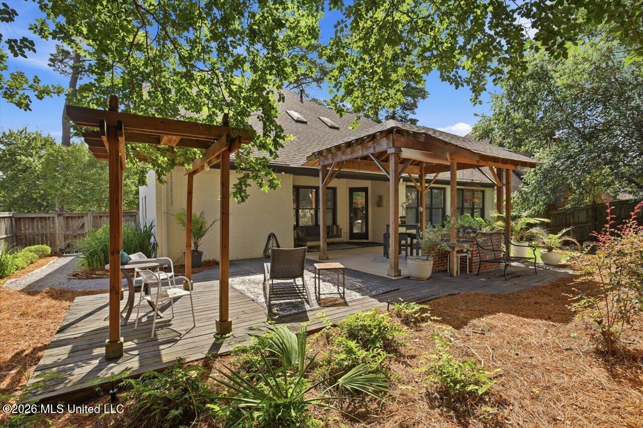 520 Heatherstone Court Property Photo 61