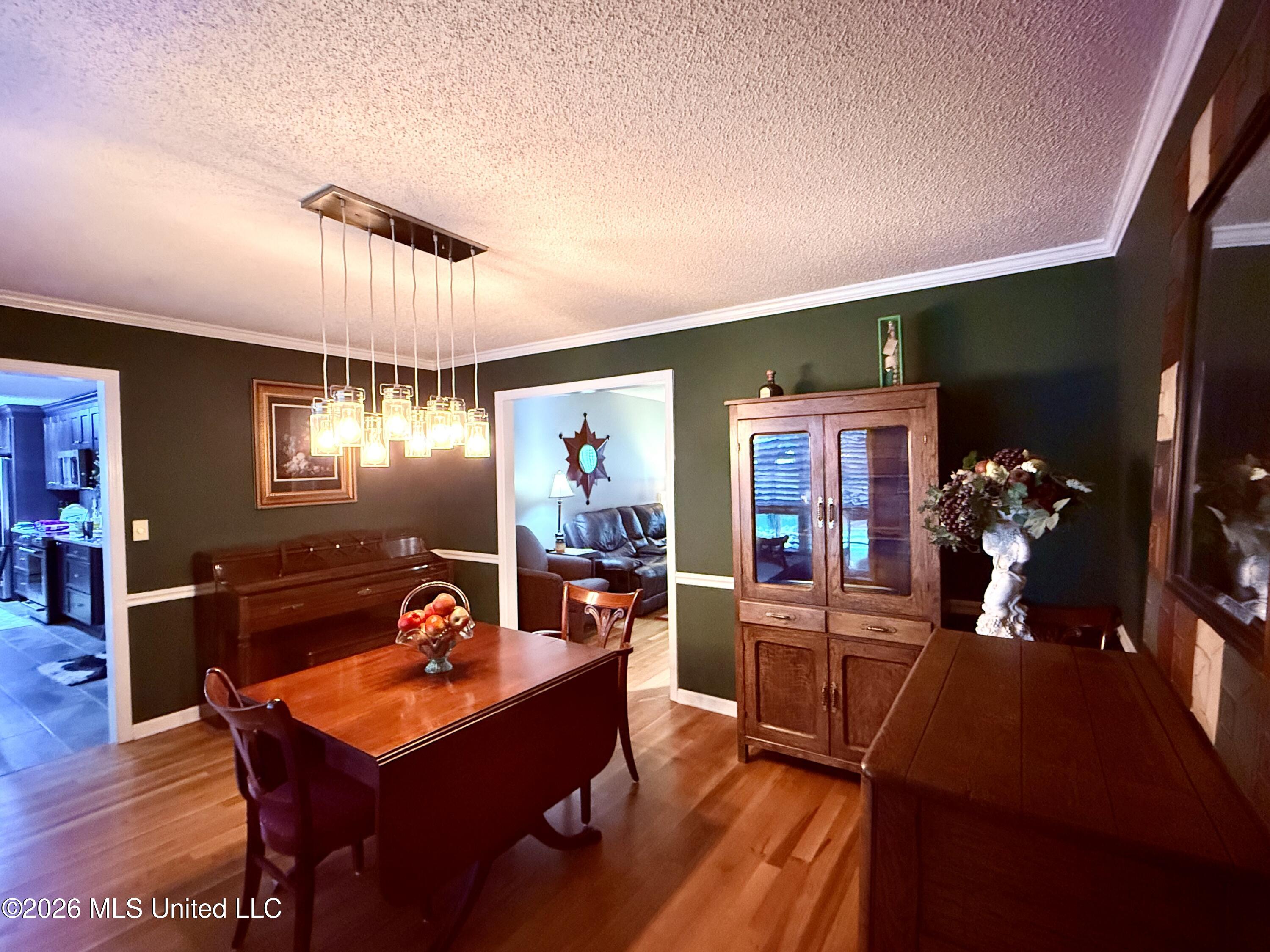 8824 Bell Ridge Drive Property Photo 11