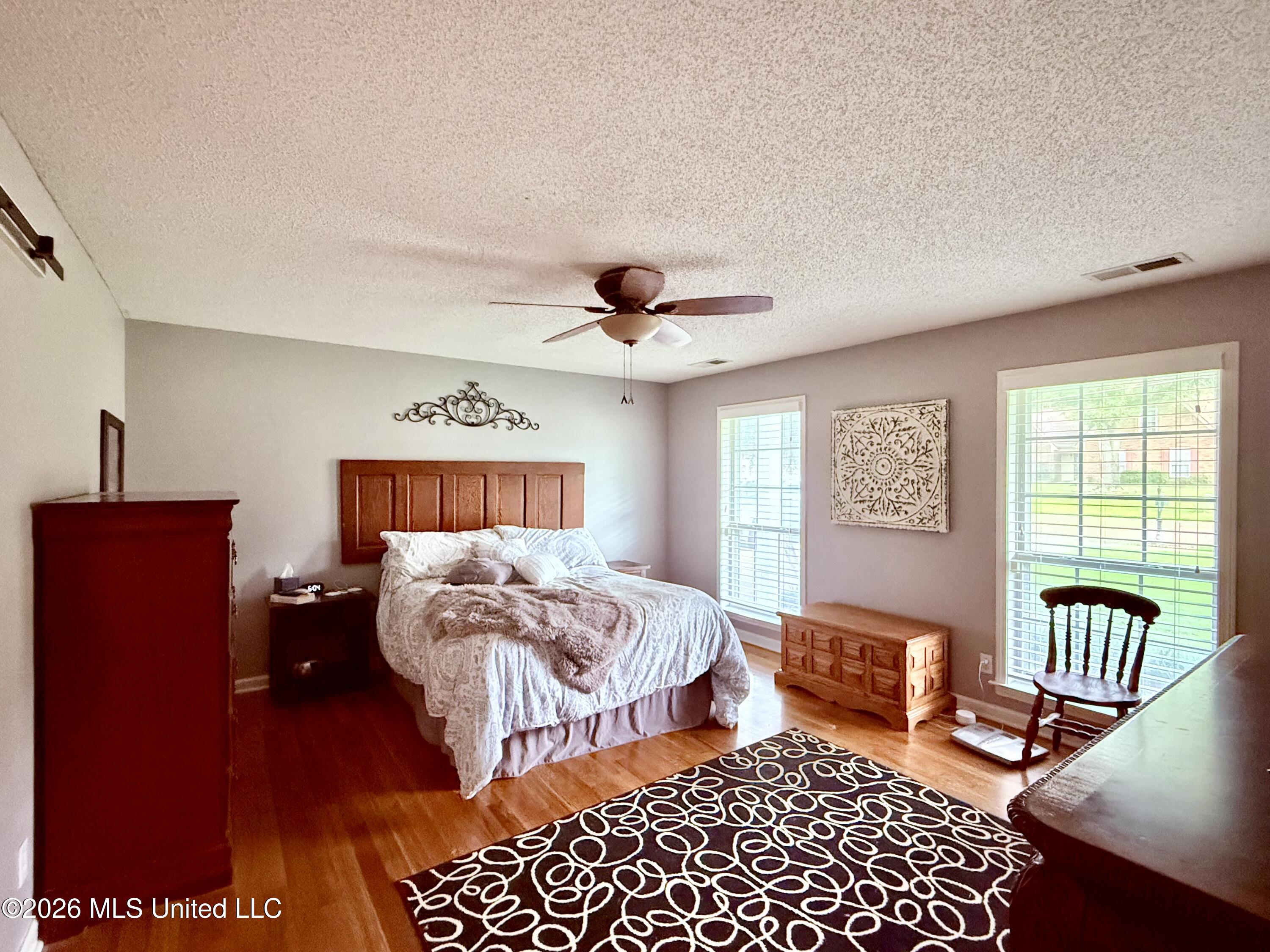 8824 Bell Ridge Drive Property Photo 12