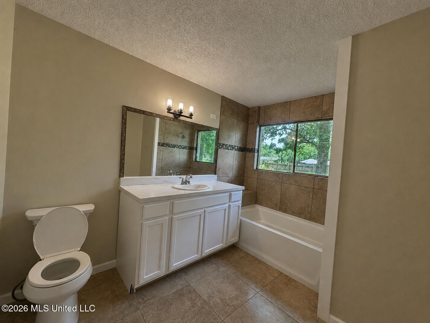 237 W Central Avenue Property Photo 15