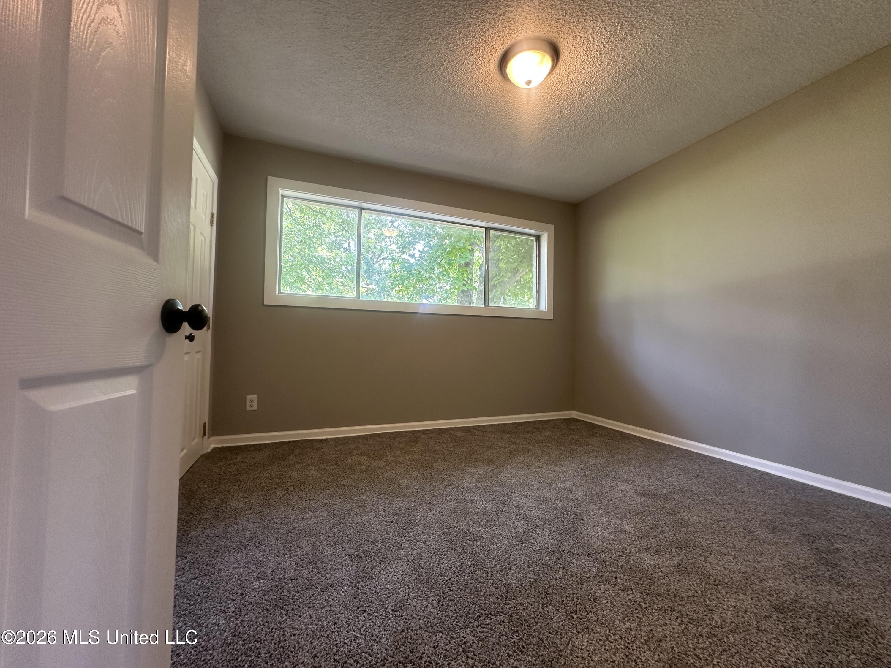 237 W Central Avenue Property Photo 17