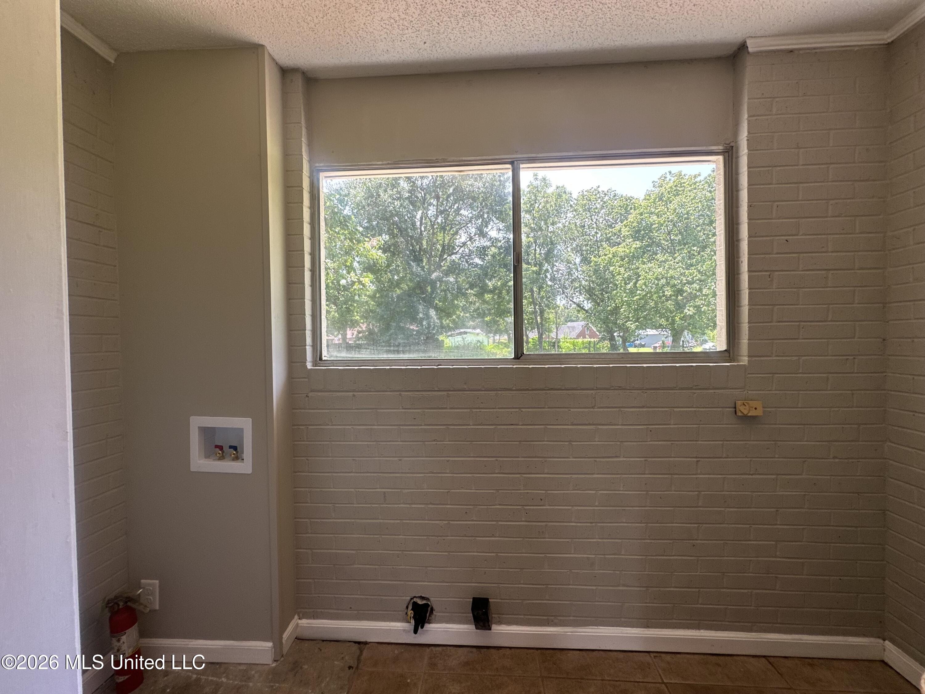 237 W Central Avenue Property Photo 18