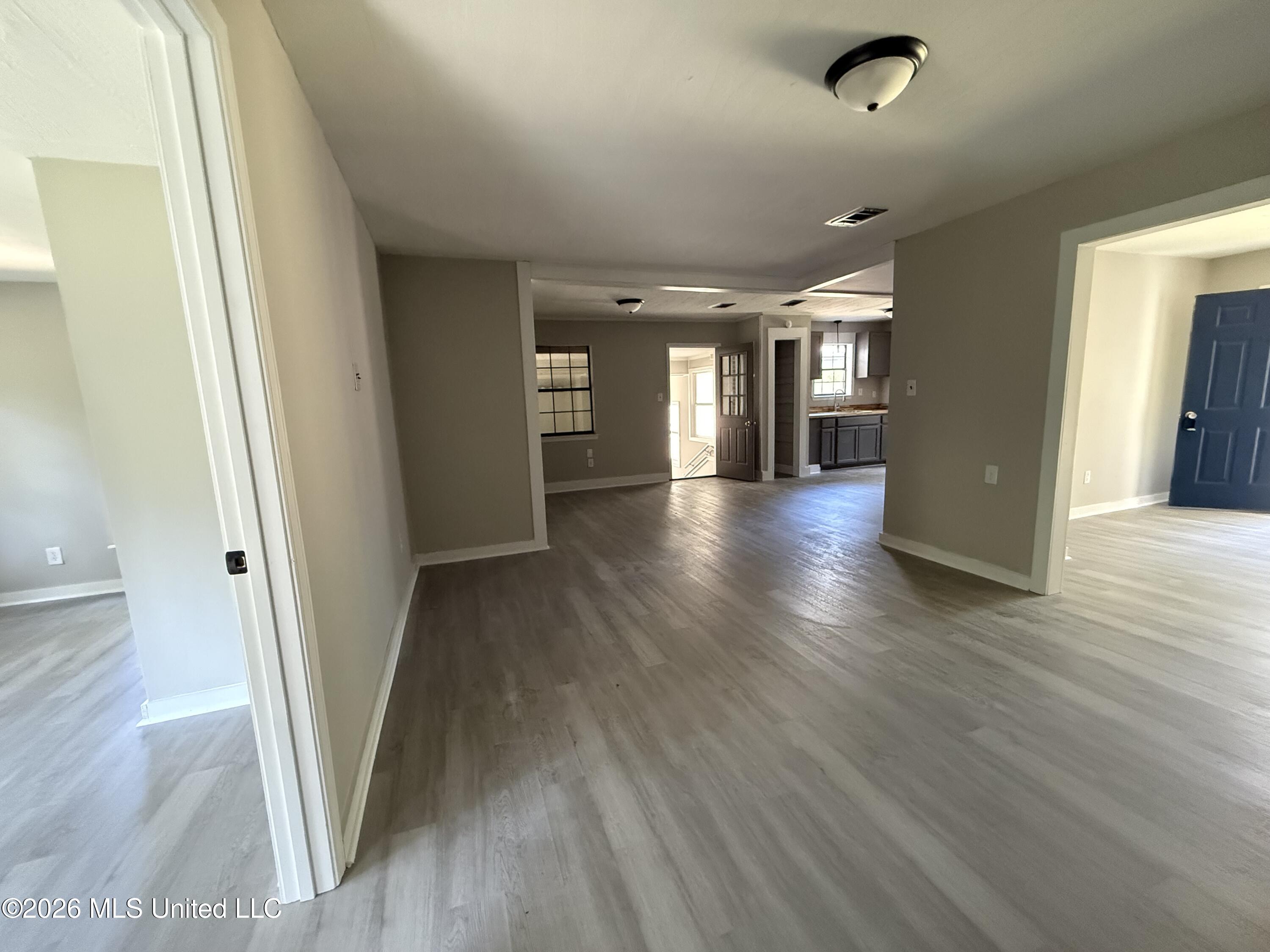 912 River Road Est Property Photo 14