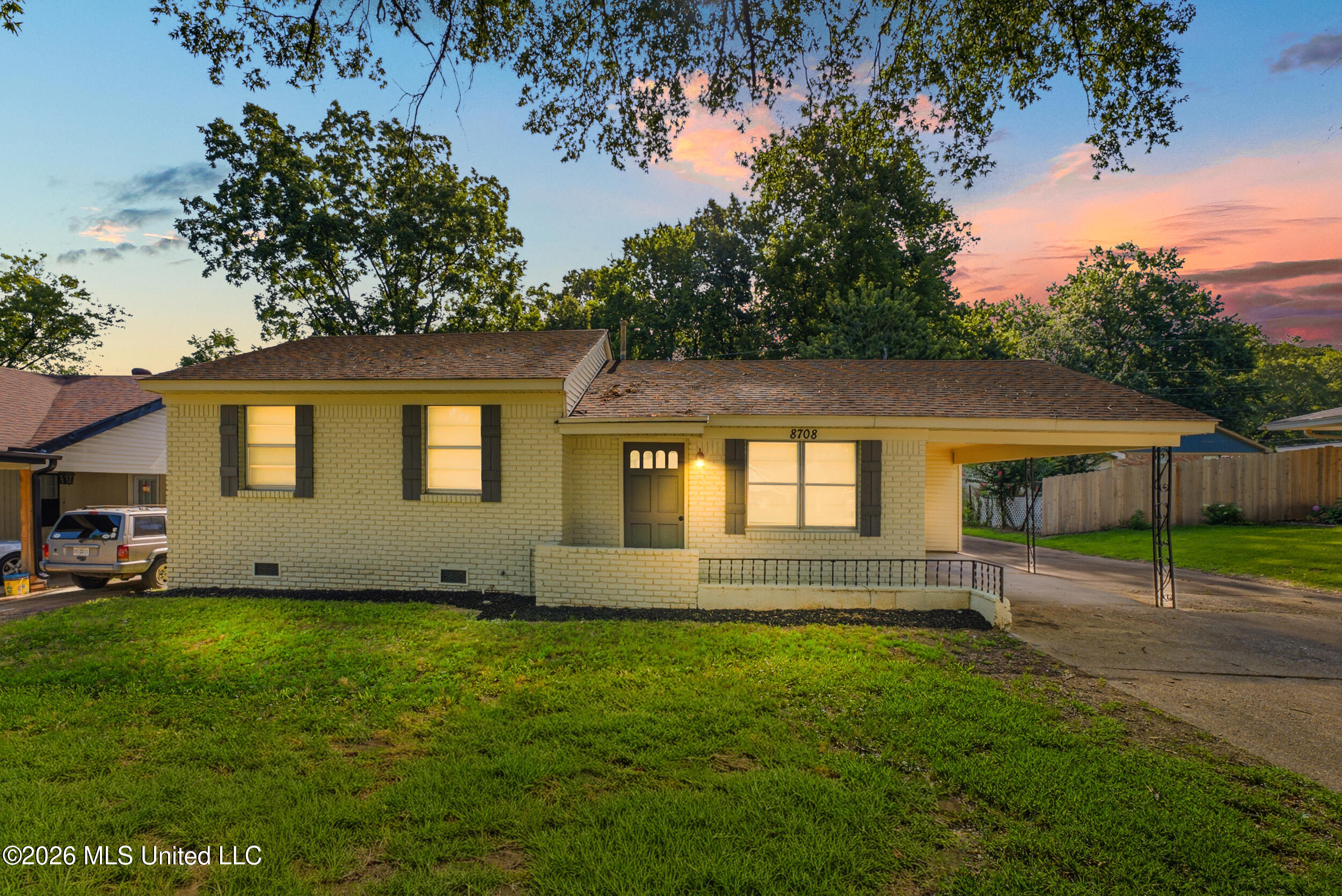 8708 Yorktown Drive Property Photo 1