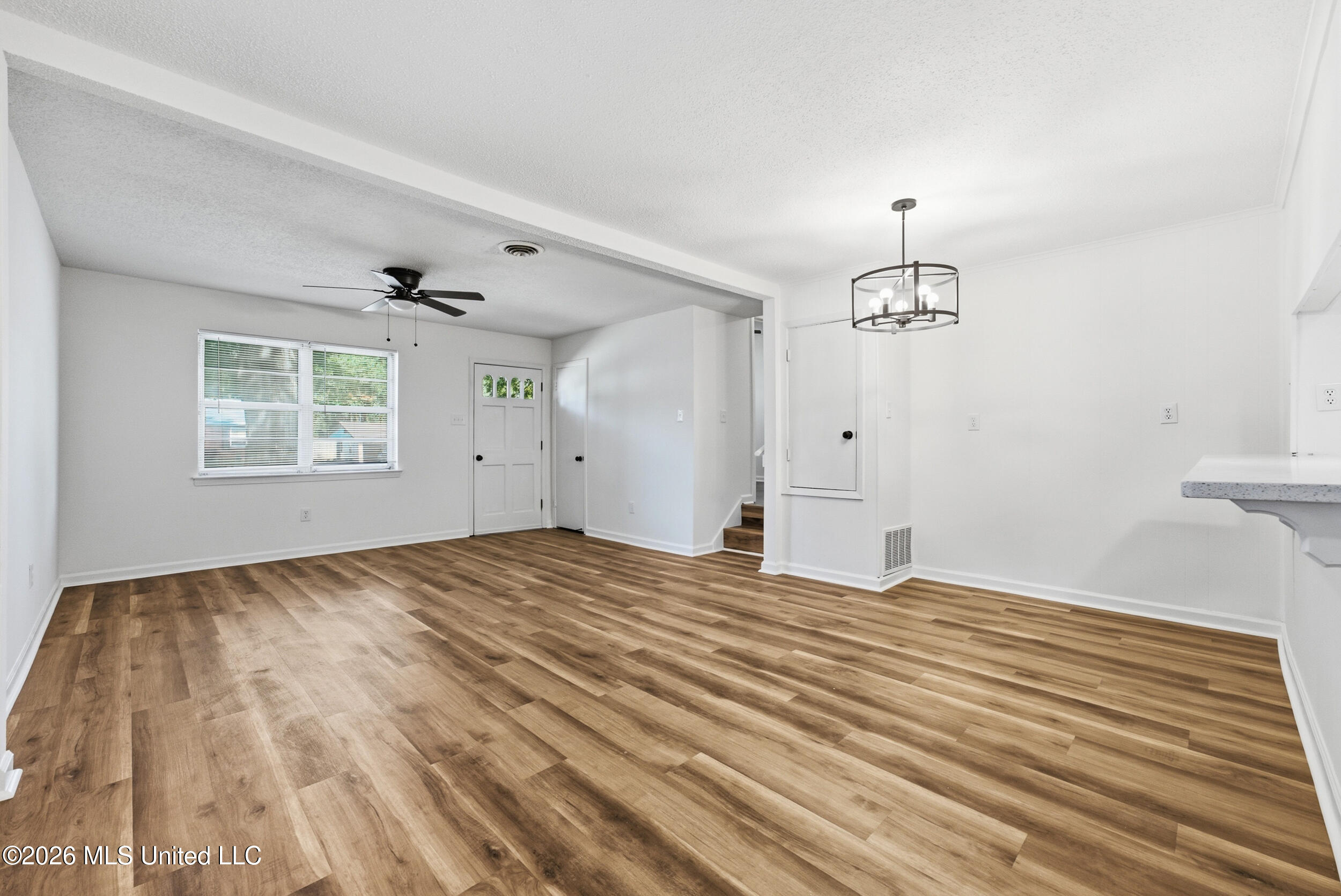8708 Yorktown Drive Property Photo 10