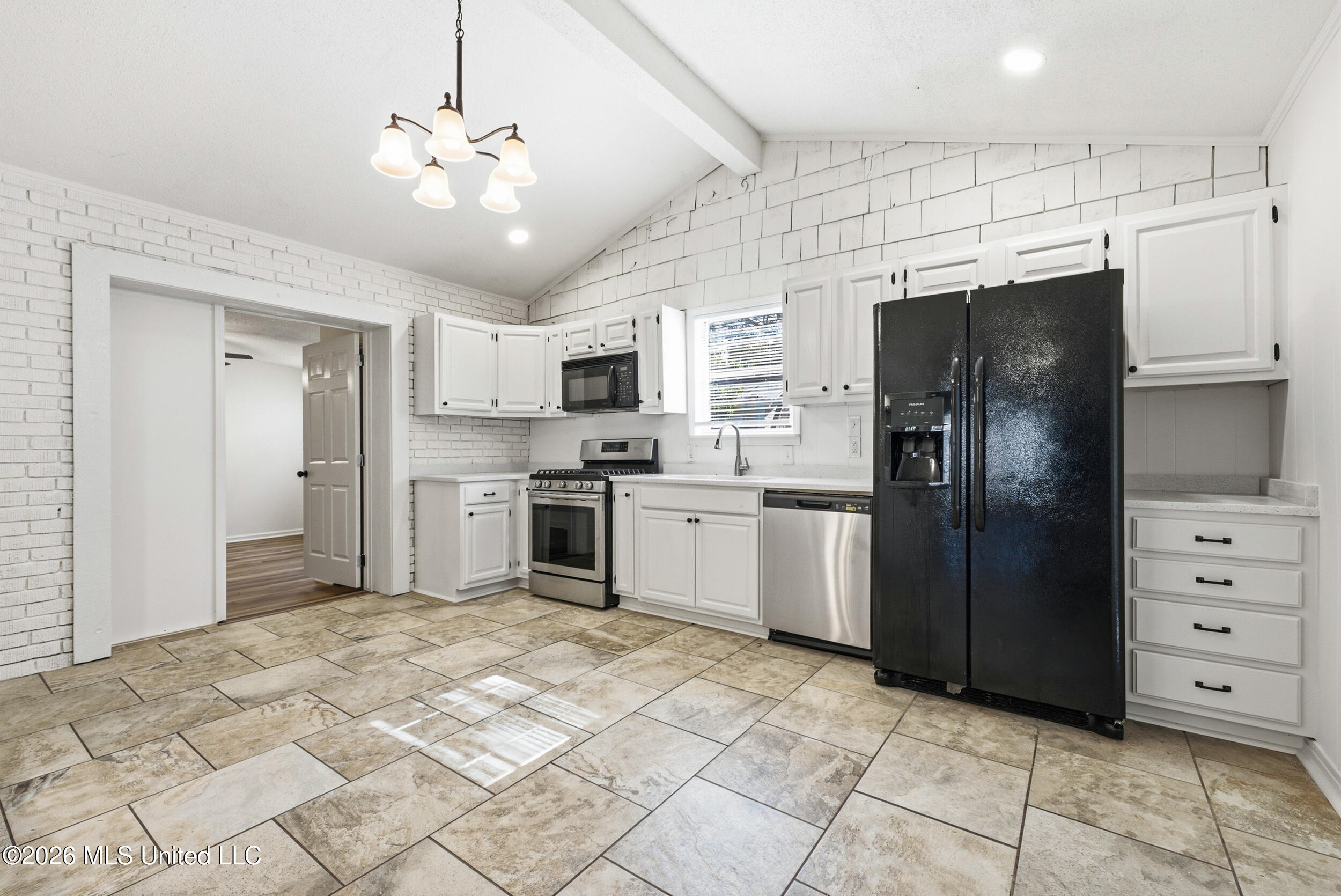8708 Yorktown Drive Property Photo 12