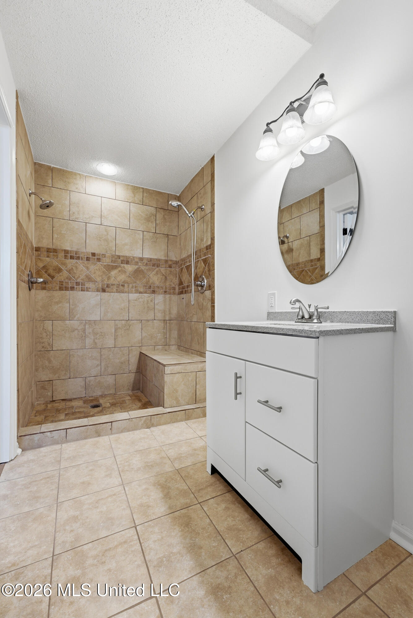 8708 Yorktown Drive Property Photo 16