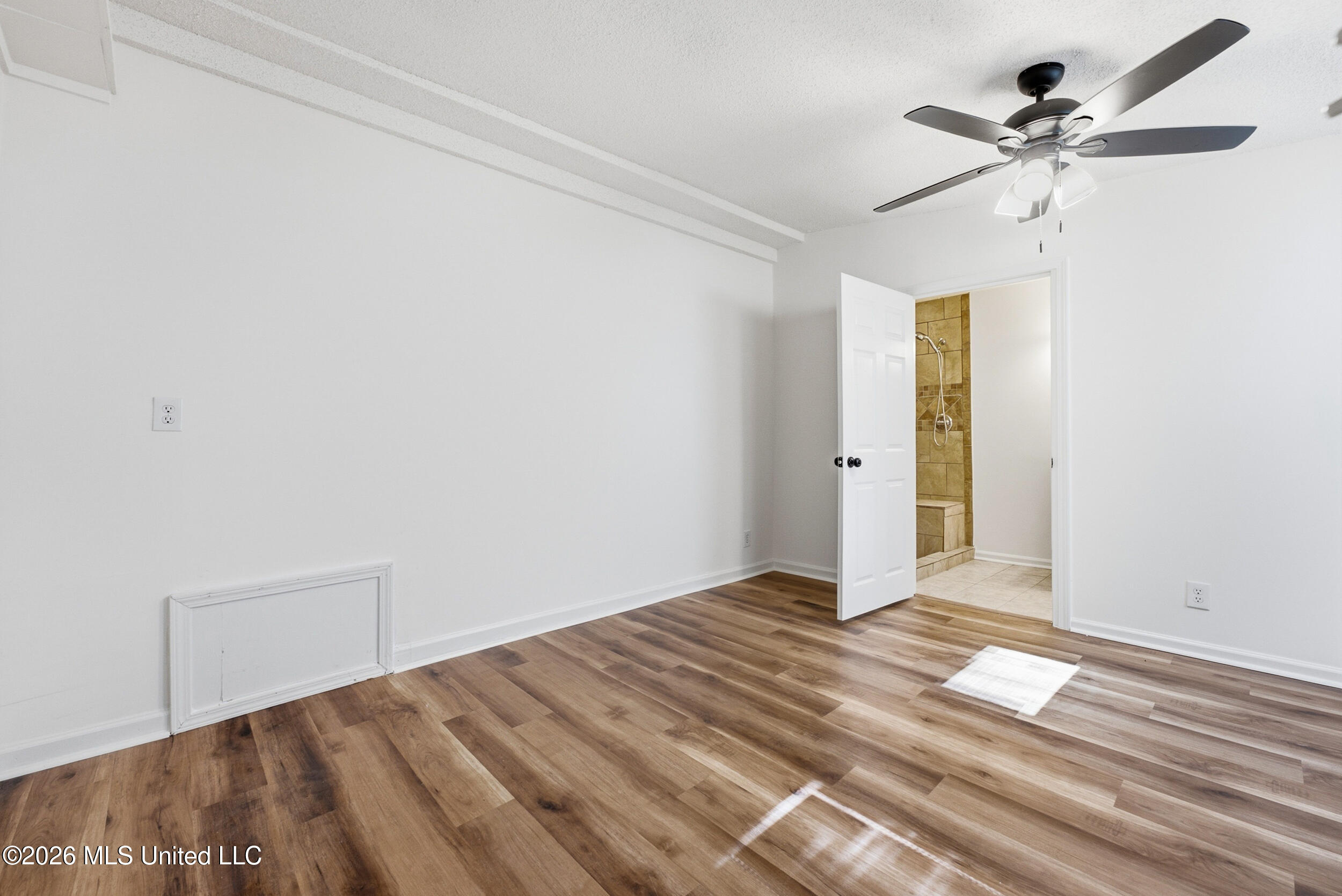 8708 Yorktown Drive Property Photo 20