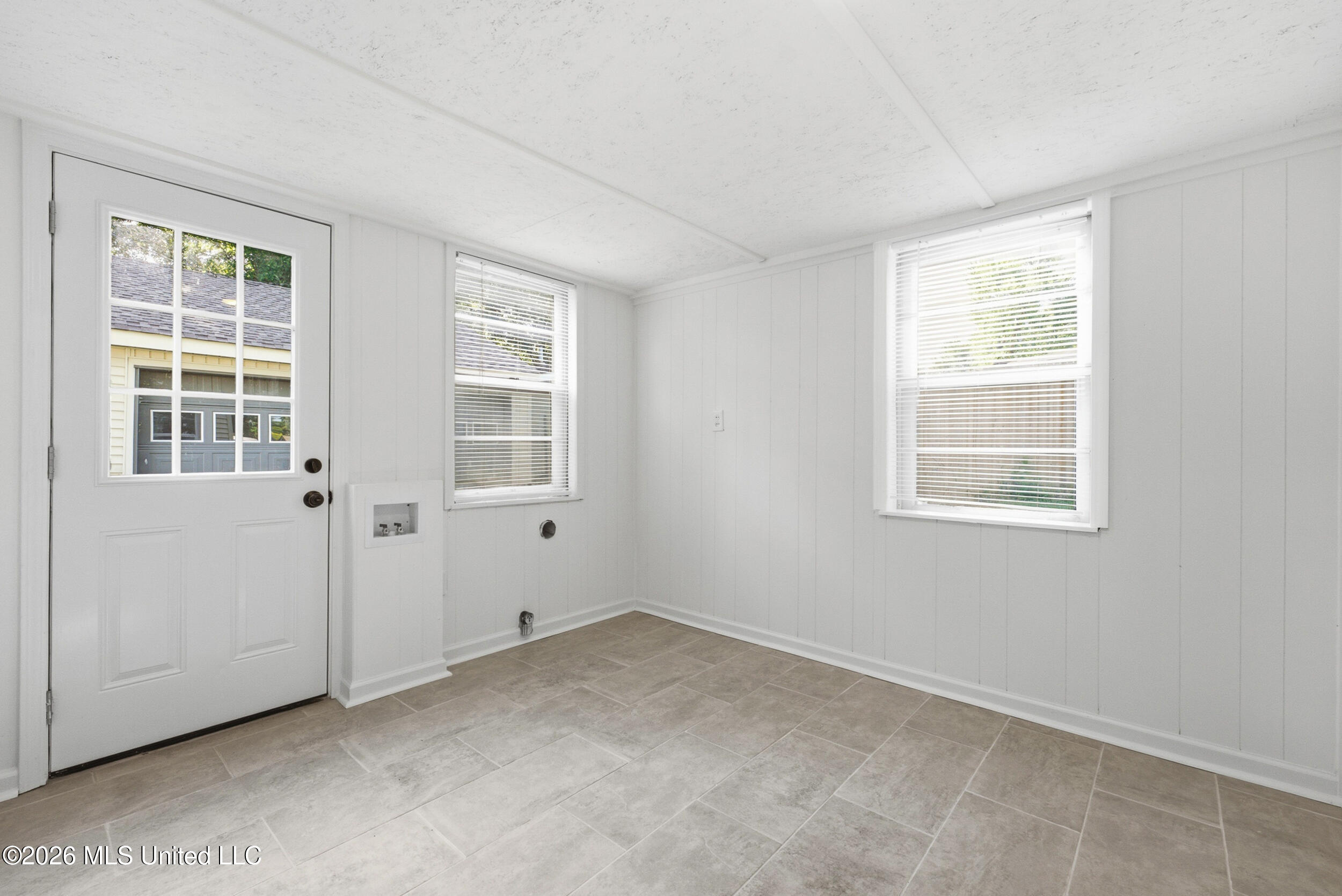 8708 Yorktown Drive Property Photo 22