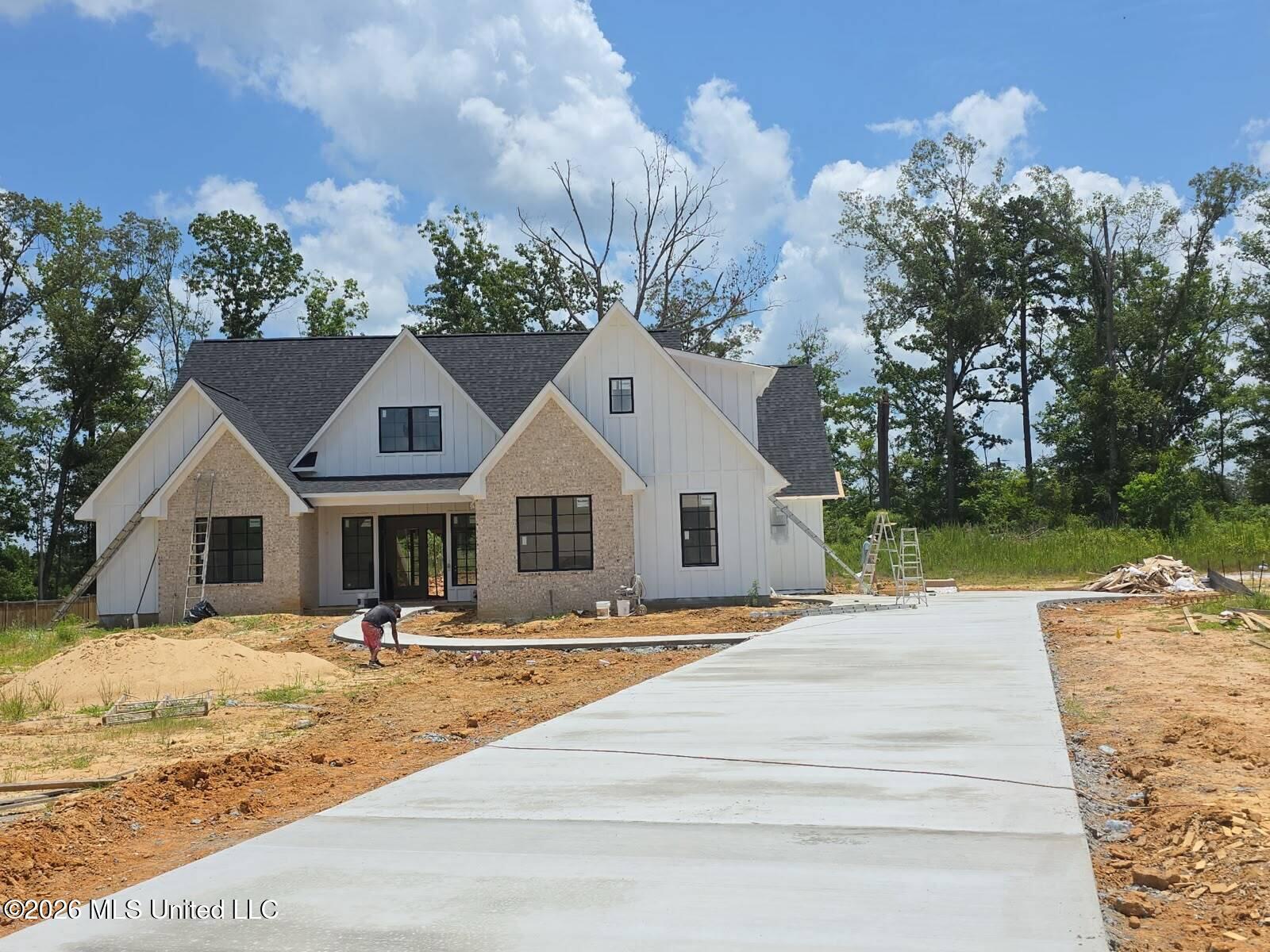 141 Richburg Court Property Photo 2