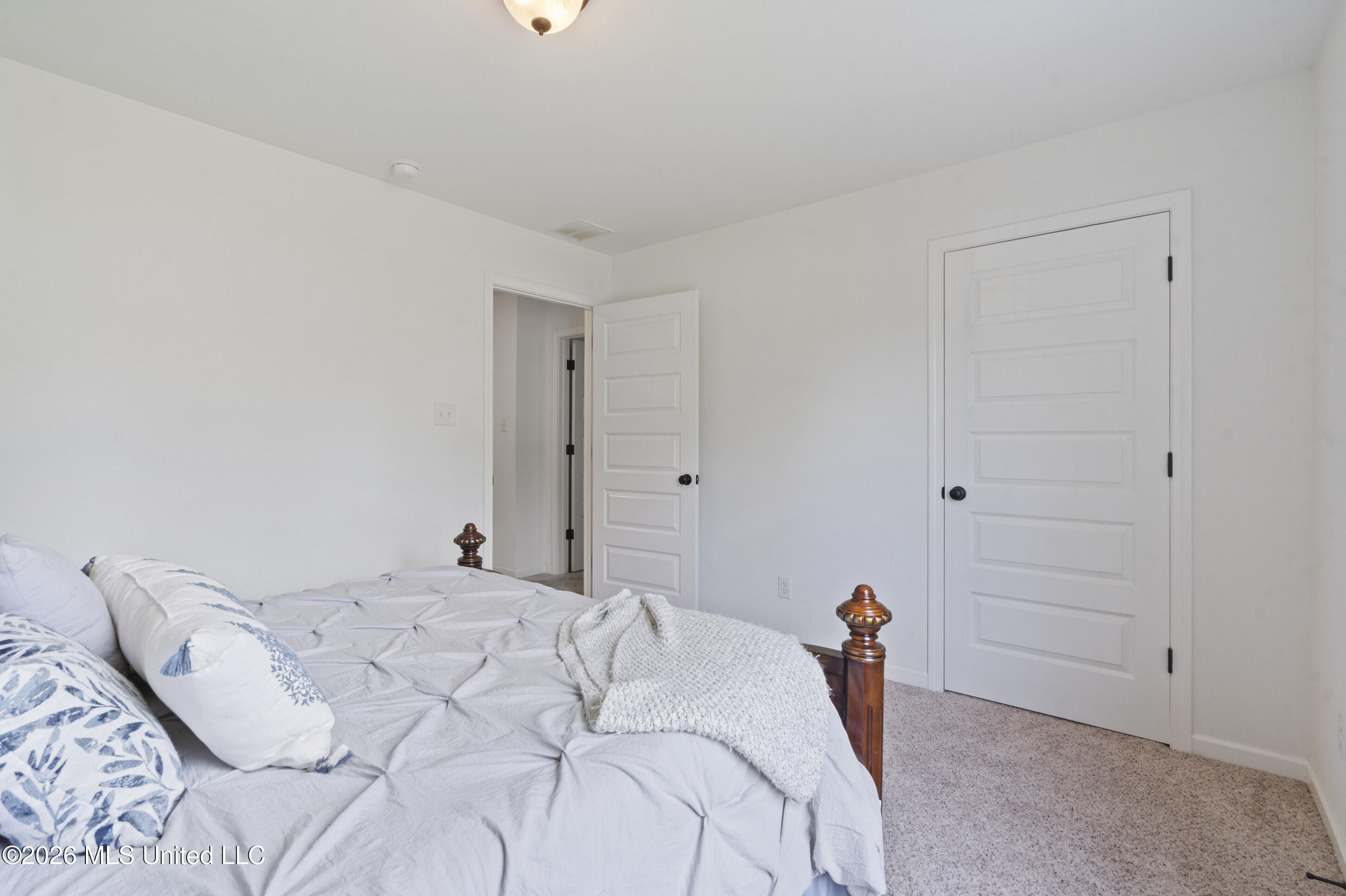1711 Carlee Drive Property Photo 20