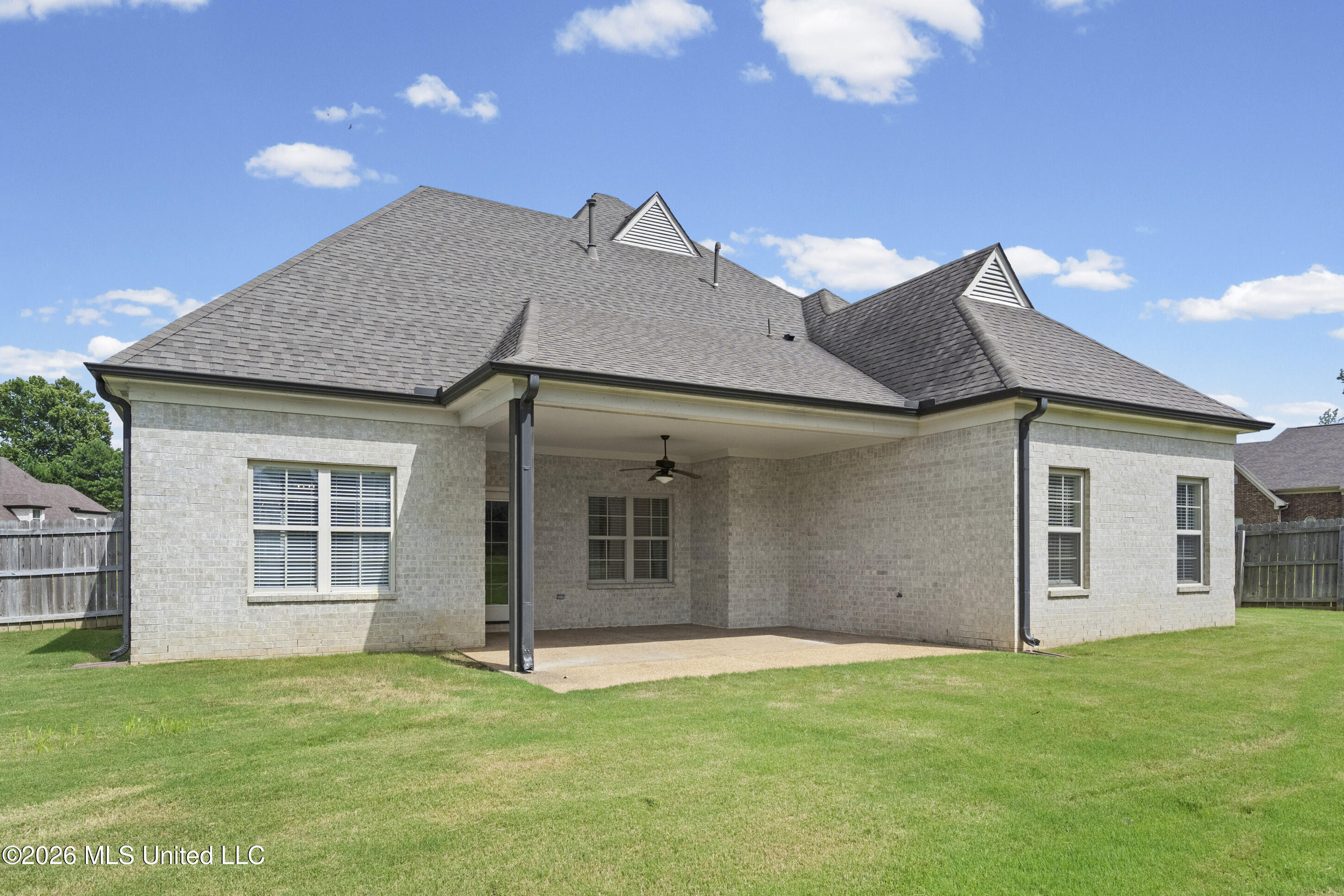 1711 Carlee Drive Property Photo 27