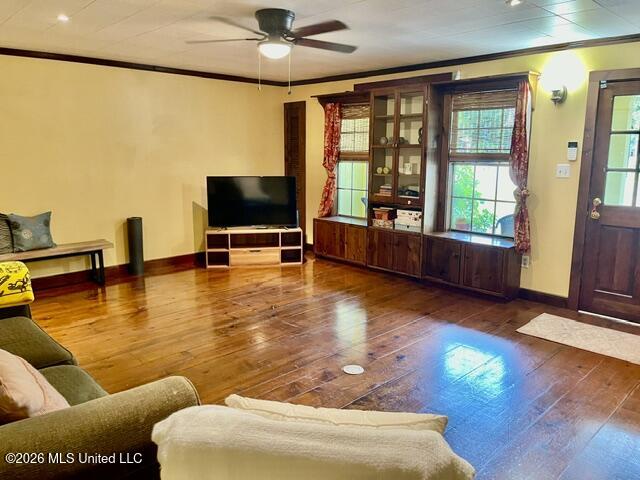 751 Canterbury Drive Property Photo 13