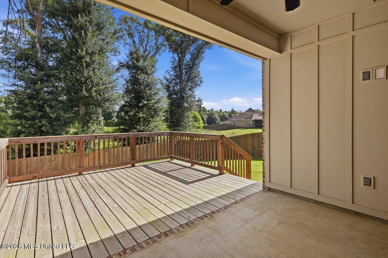 212 Birch Lane Property Photo 25