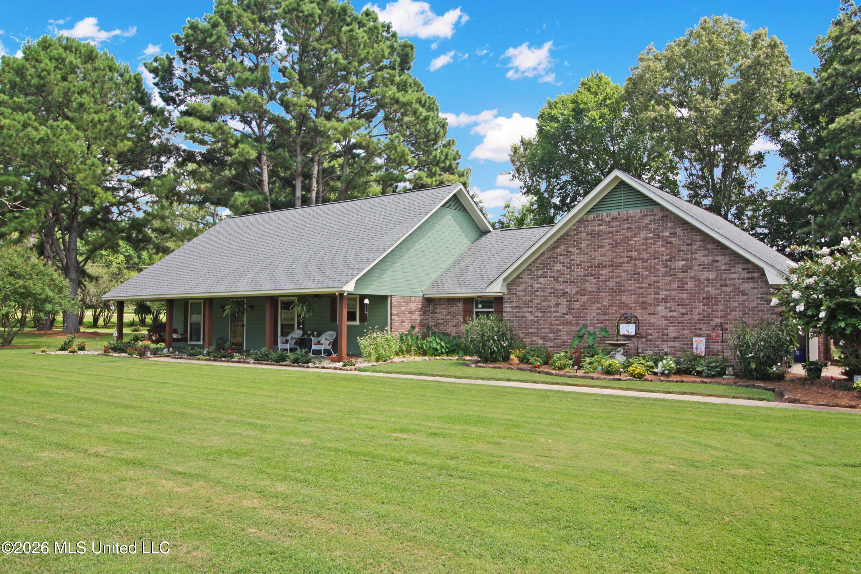 101 Pinehaven Place Property Photo 5