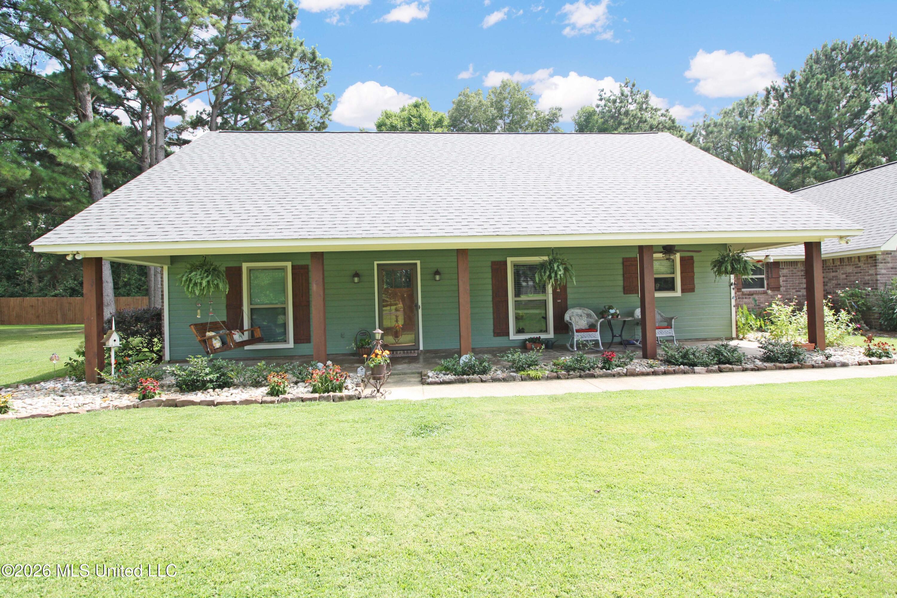 101 Pinehaven Place Property Photo 6