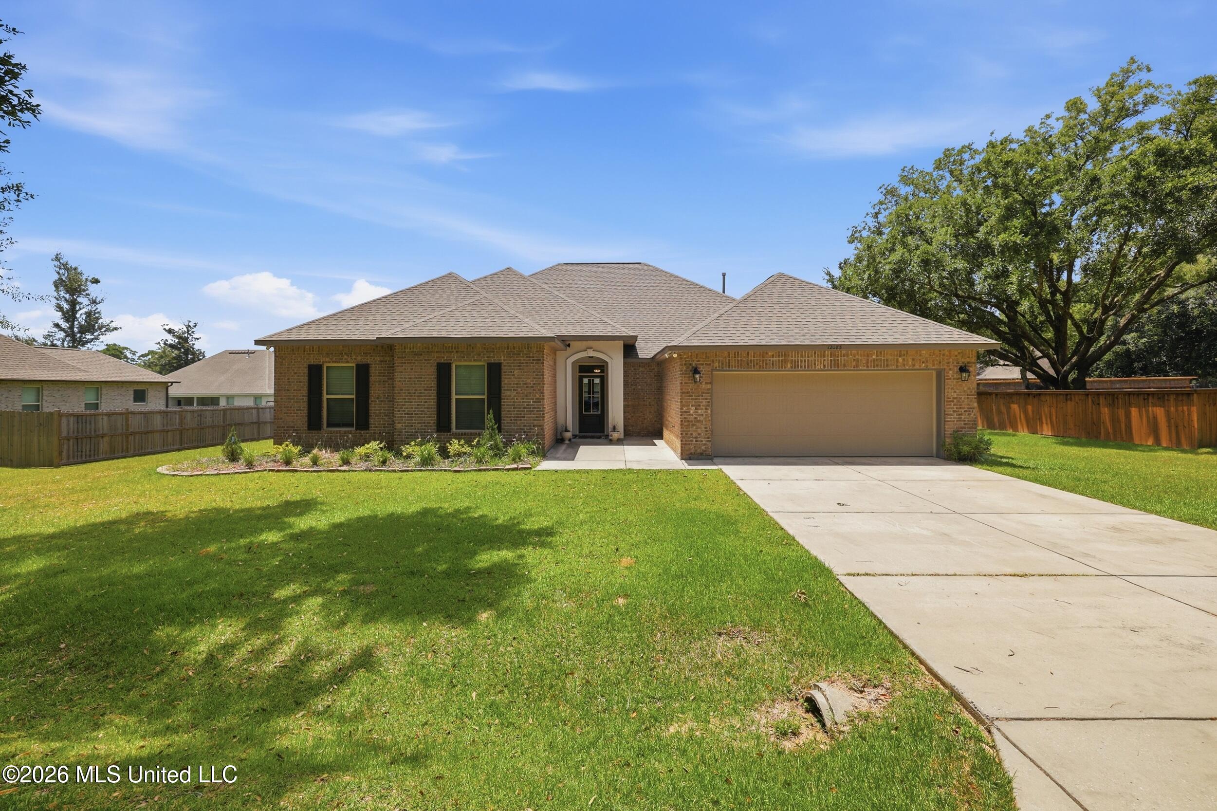 12083 Doc Sheffield Road Property Photo 2