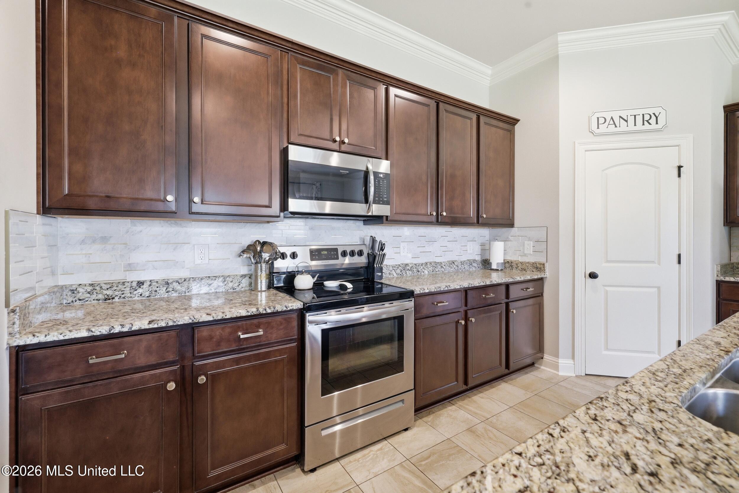12083 Doc Sheffield Road Property Photo 11