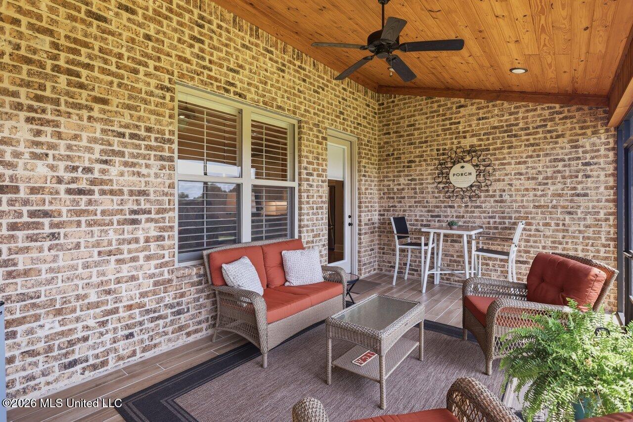 1124 Old Court Crossing Property Photo 21