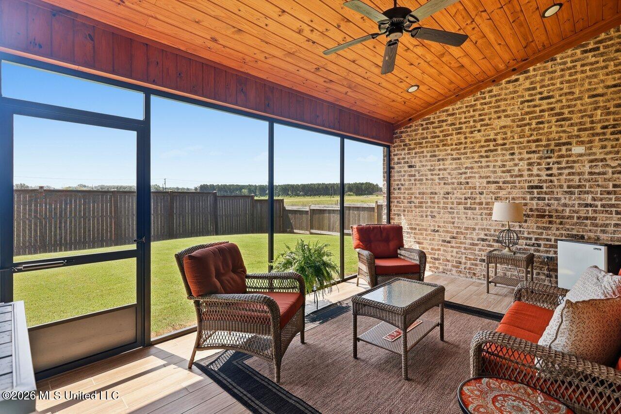 1124 Old Court Crossing Property Photo 29
