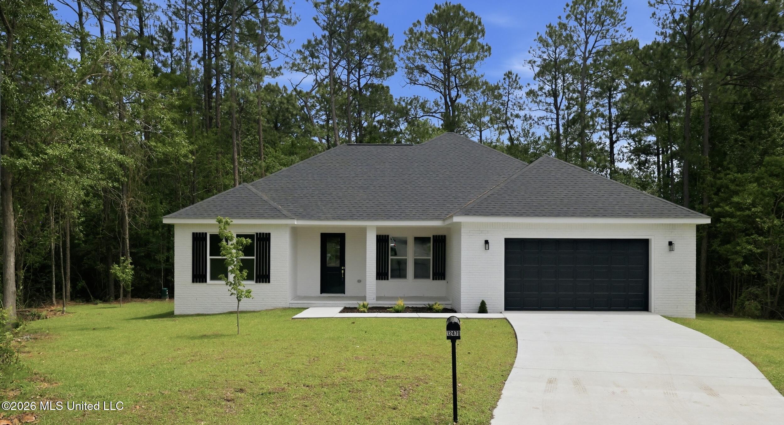 12470 Pineridge Court Property Photo 1
