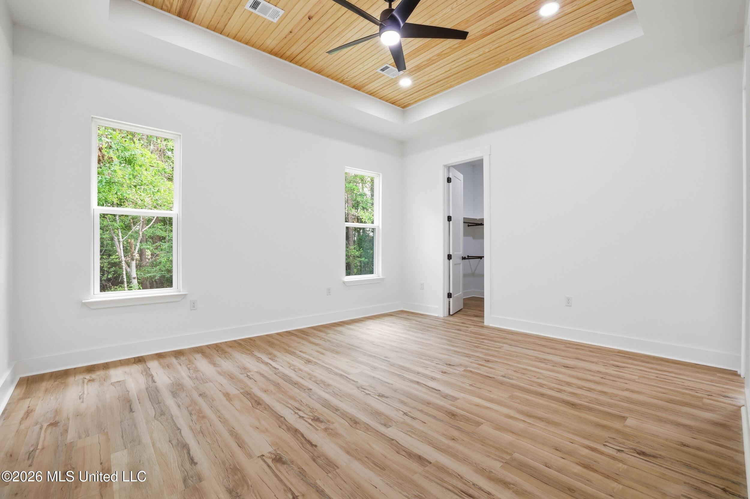 12470 Pineridge Court Property Photo 16