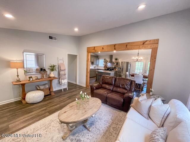 1004 Andover Street Property Photo 4