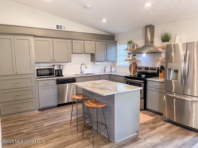 1004 Andover Street Property Photo 6