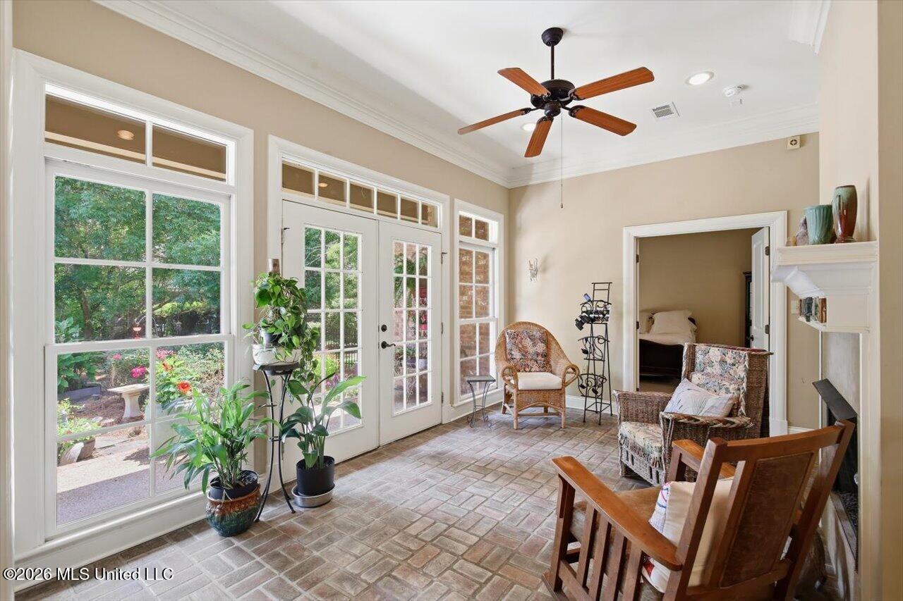 112 Northshore Way Property Photo 4