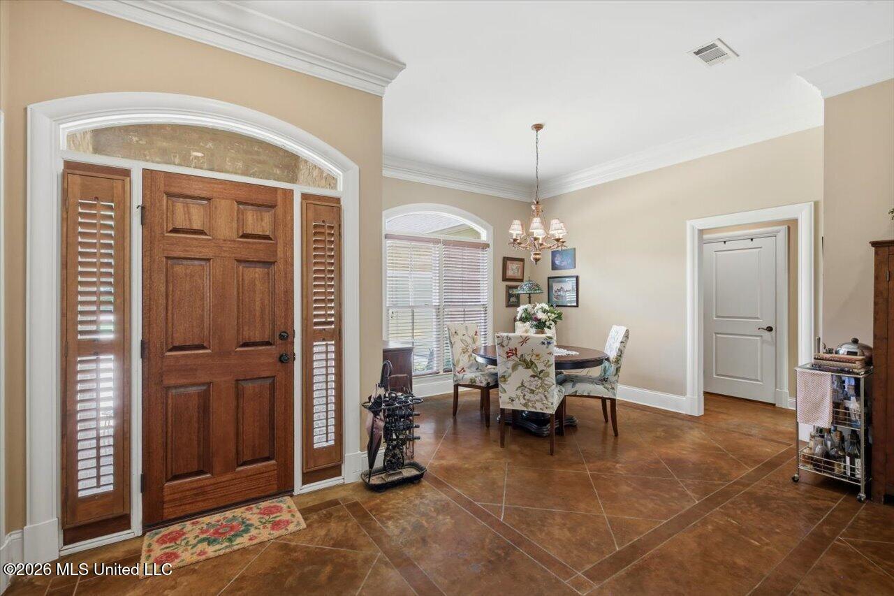 112 Northshore Way Property Photo 6