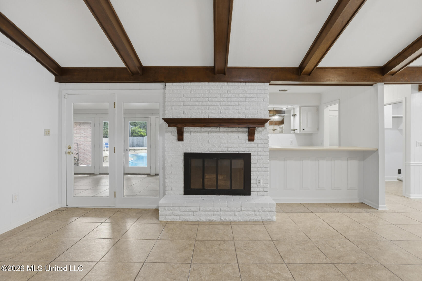 5315 Red Fox Road Property Photo 10