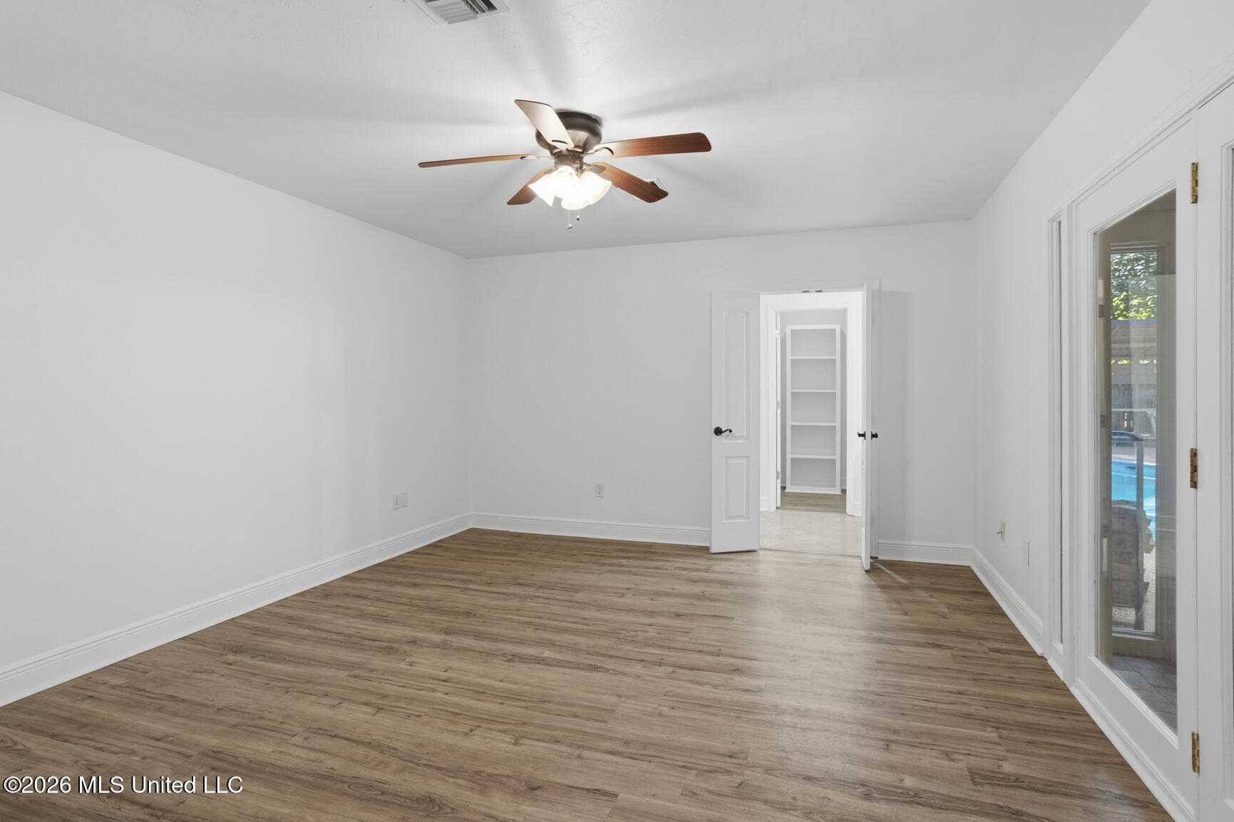 5315 Red Fox Road Property Photo 28