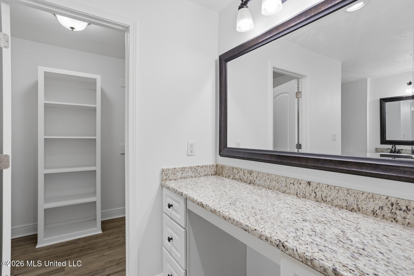 5315 Red Fox Road Property Photo 31